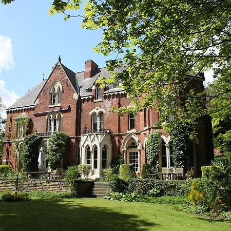 Cliff Lawn Hotel Leeds  Exteriör bild