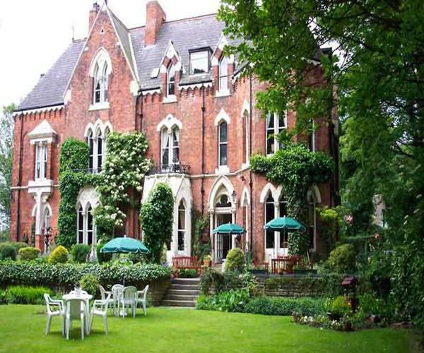 Cliff Lawn Hotel Leeds  Exteriör bild