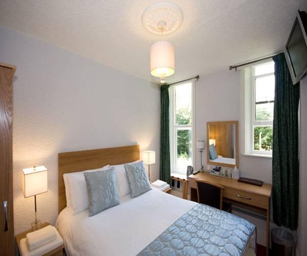Cliff Lawn Hotel Leeds  Exteriör bild