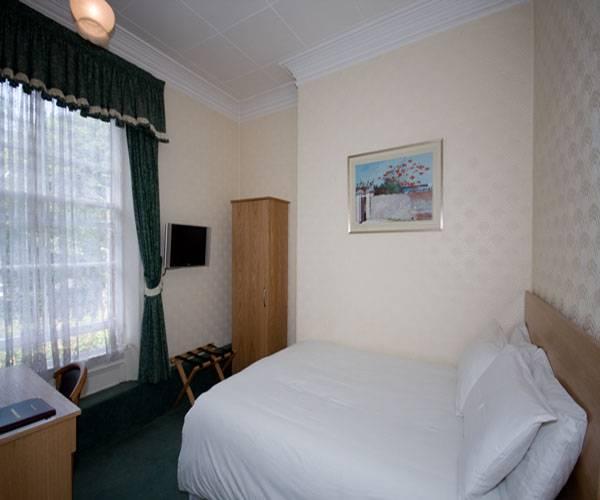 Cliff Lawn Hotel Leeds  Exteriör bild